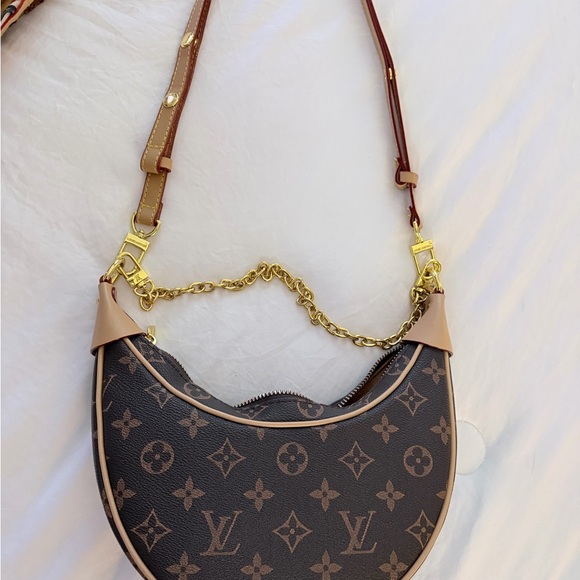 Louis Vuitton Monogram Crescent Shoulder Bag with Gold Hardware - Picture 2 of 4